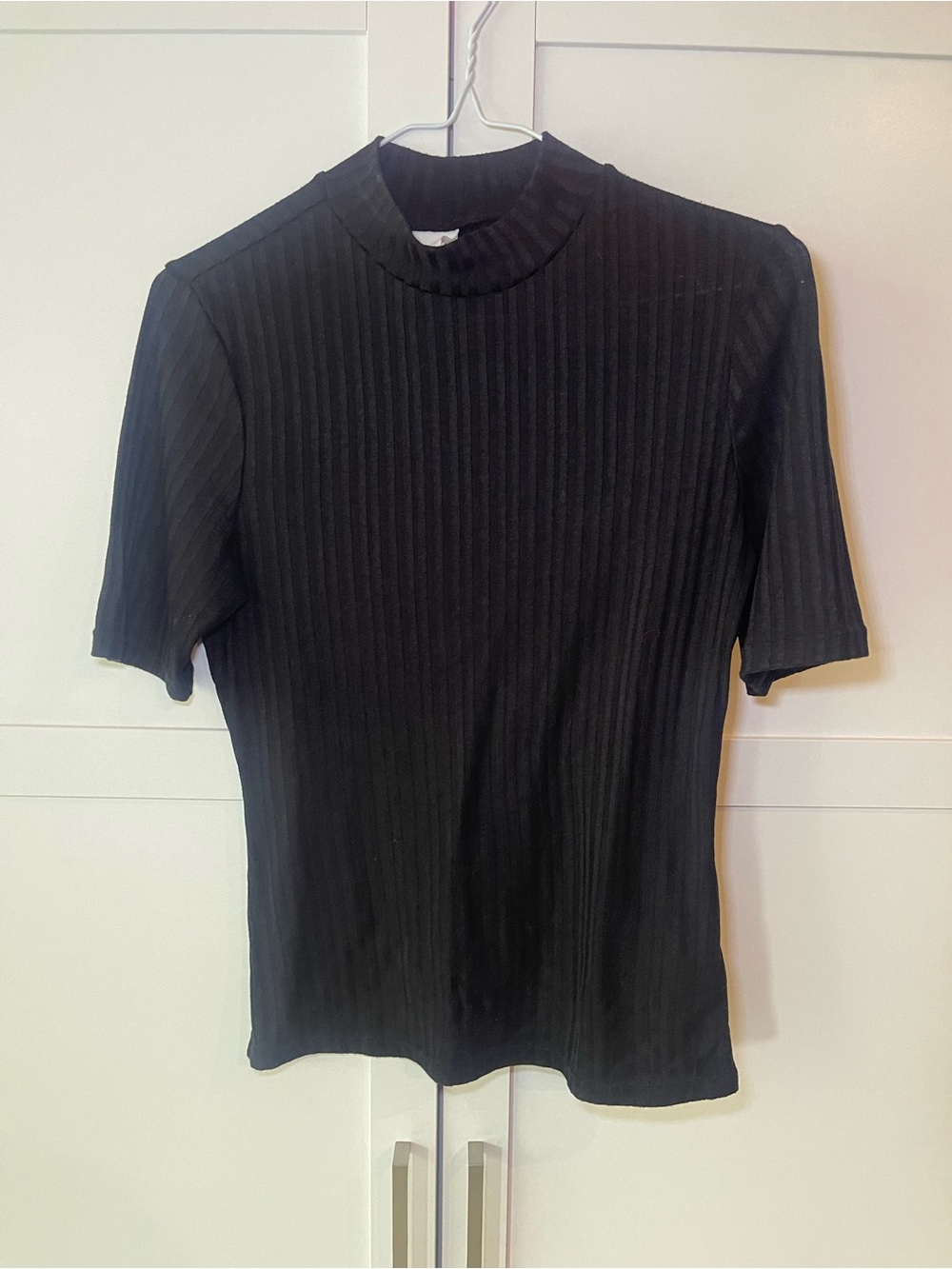 H&M Black Ribbed Short-Sleeve Tee